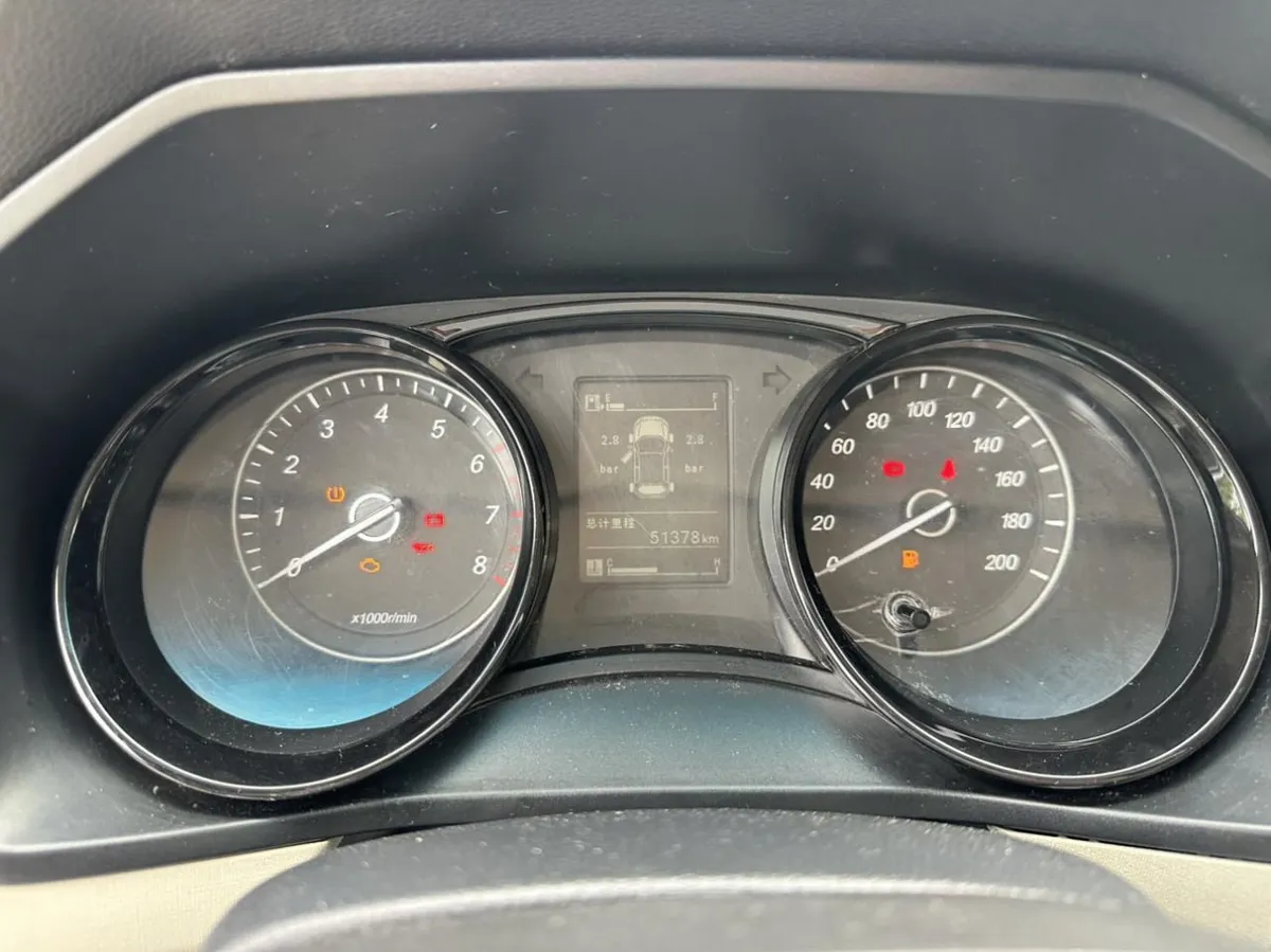 WULING JOURNEY DELUXE EDITION 2023