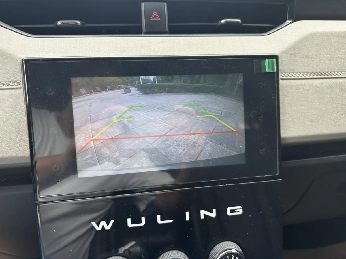 WULING JOURNEY DELUXE EDITION 2023