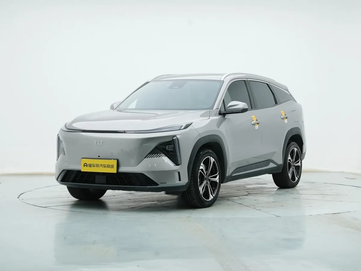 GEELY L7 115KM MAX 2023