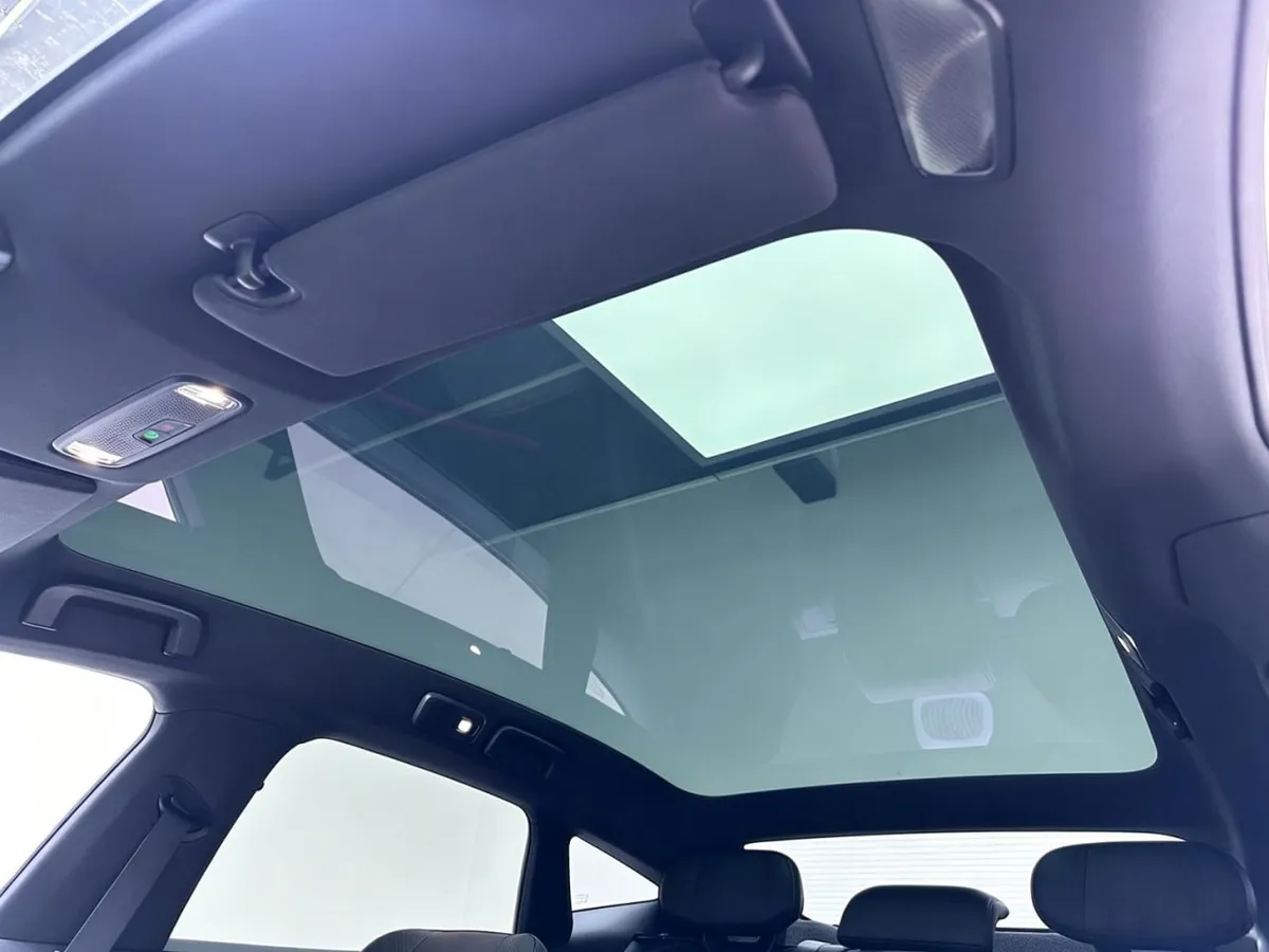 LYNK & CO 10 EM-P 120 AWD 2025