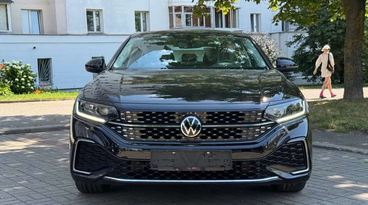 VOLKSWAGEN PASSAT OUTSTANDING 2024