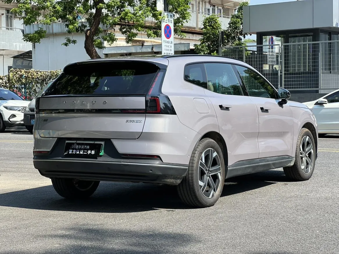 VOLVO XC70 CORE XC70 LONG RANGE CORE 2025