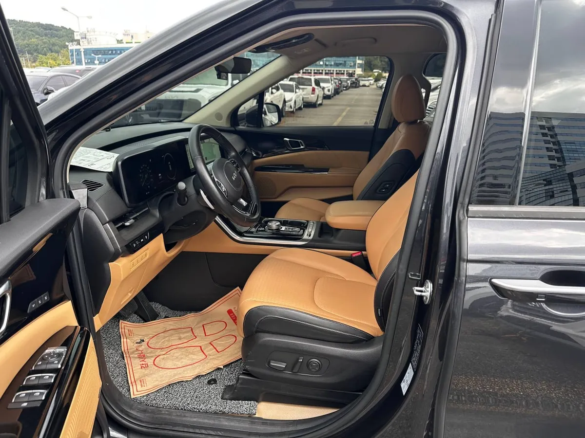 KIA CARNIVAL SIGNATURE 2021