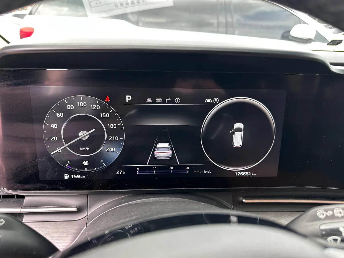 KIA CARNIVAL SIGNATURE 2021