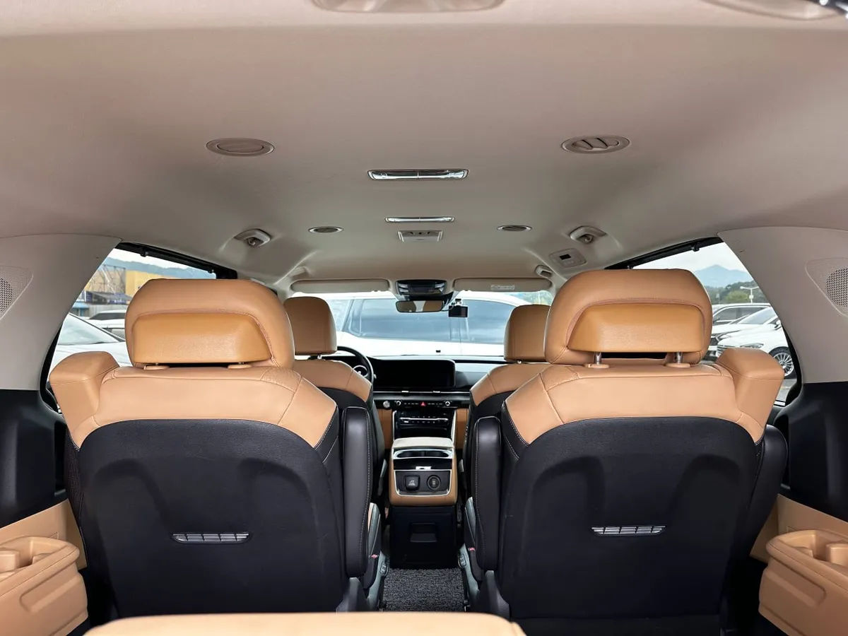 KIA CARNIVAL SIGNATURE 2021