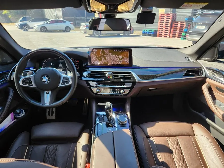 BMW 530I MSPORT 2022
