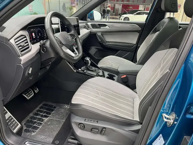 VOLKSWAGEN TAYRON AWD R-LINE PRO 2022
