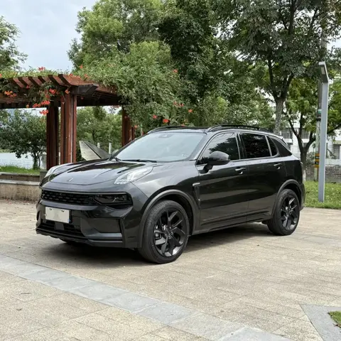 LYNK & CO 01 DARK 01 AWD DARK EDITION 2022