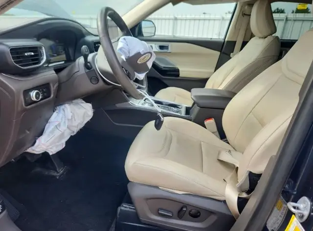 FORD EXPLORER 2026