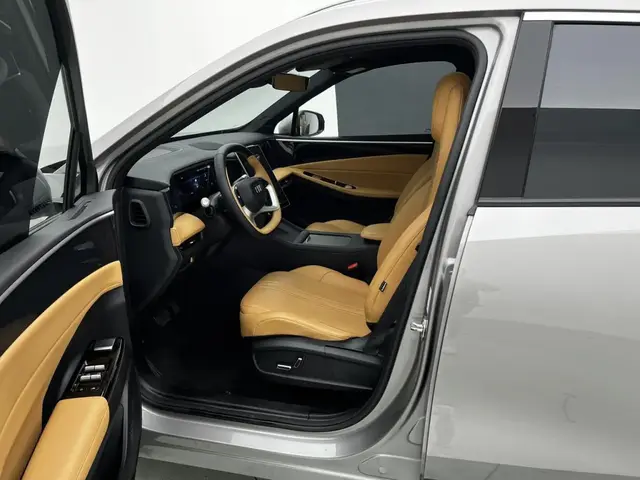 GEELY L7 115KM MAX 2023