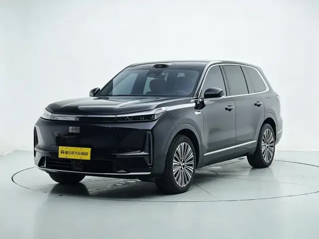 GEELY M9 AWD NAVIGATOR EDITION 2025