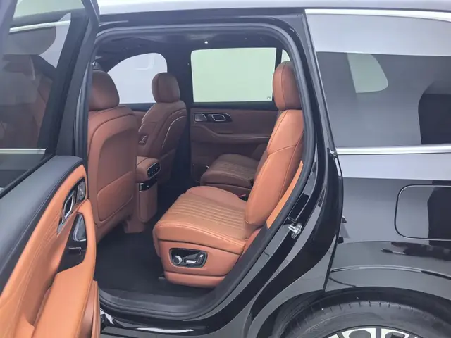 GEELY M9 AWD NAVIGATOR EDITION 2025