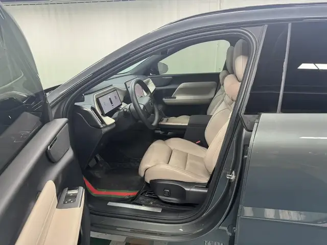 VOLVO XC70 AWD ULTRA 2025