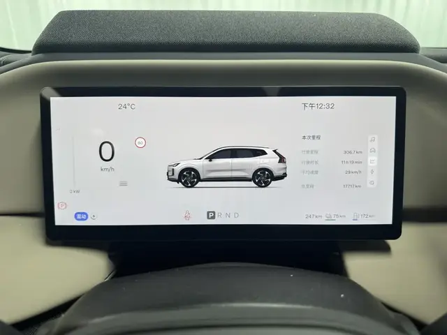 VOLVO XC70 AWD ULTRA 2025