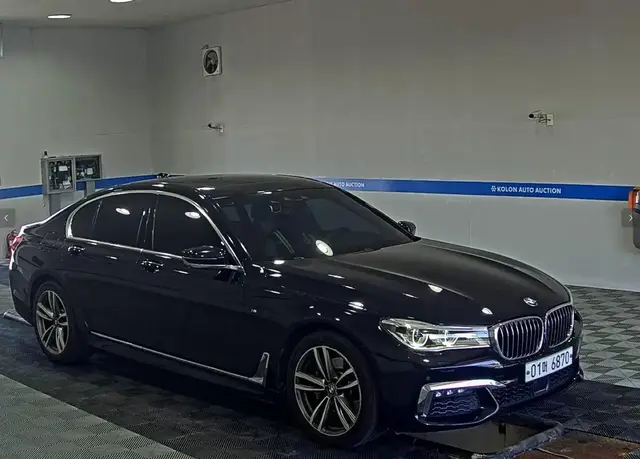 BMW 7 SERIES 2018