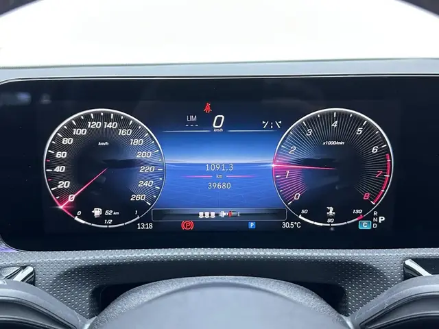 MERCEDES-BENZ A-CLASS A 200L FASHION EDITION 2023
