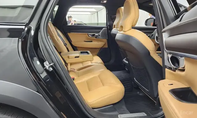 VOLVO V90 ПОДОГРЕВ ВЕНТИЛЯЦИЯ И ПАМЯТЬ ПЕРЕДНИХ СИДЕНИЙ 2019