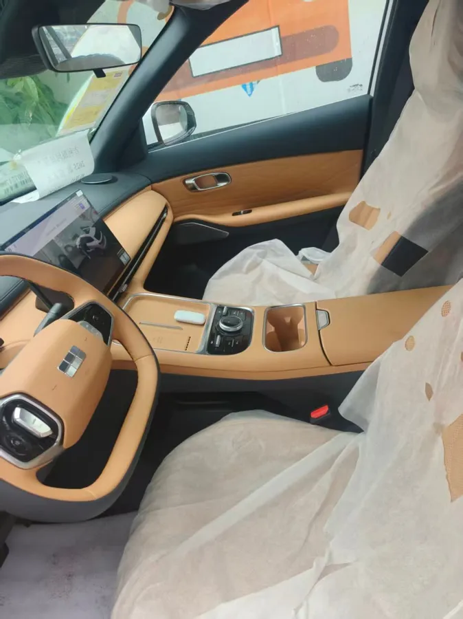GEELY STARSHIP7 2025