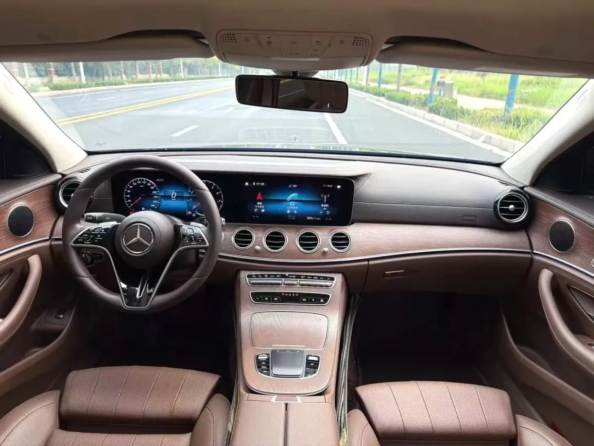 MERCEDES-BENZ E-CLASS 2023
