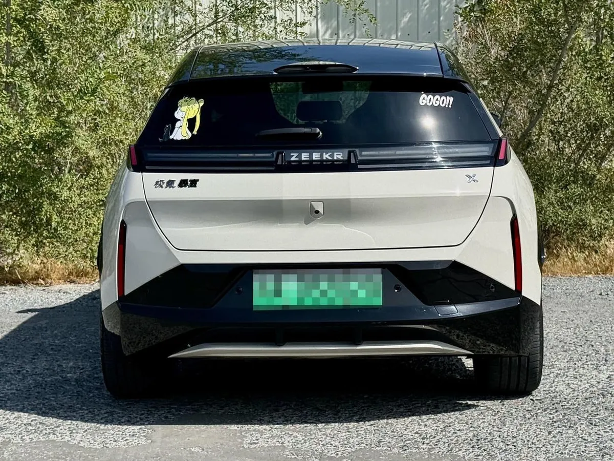 ZEEKR X 5-SEAT REAR-WHEEL 2025