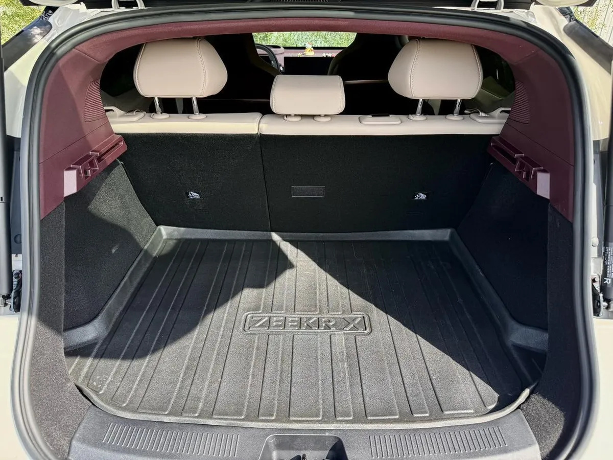 ZEEKR X 5-SEAT REAR-WHEEL 2025