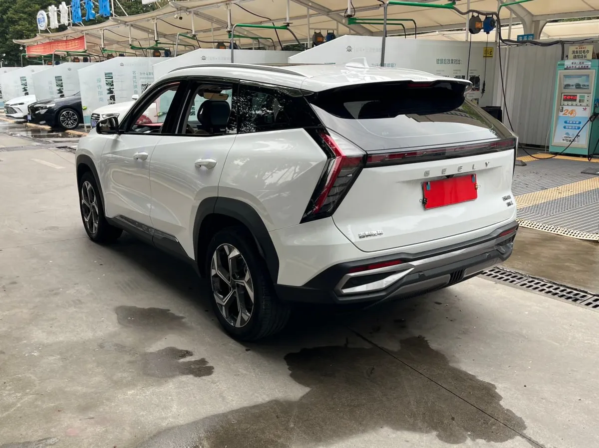 GEELY BOYUE L PREMIUM 2023
