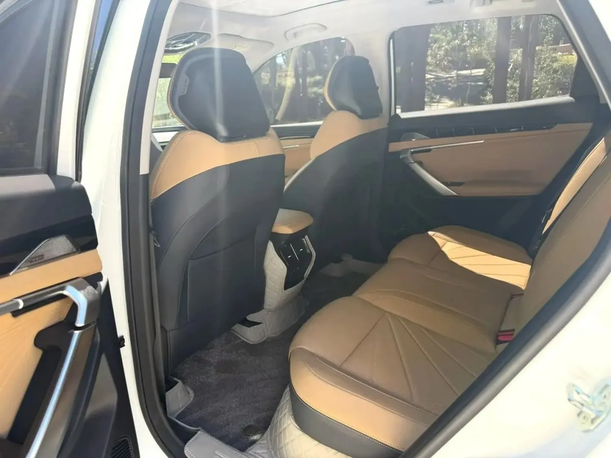 GEELY BOYUE L PREMIUM 2022
