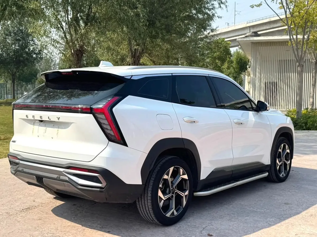 GEELY BOYUE L PREMIUM 2023