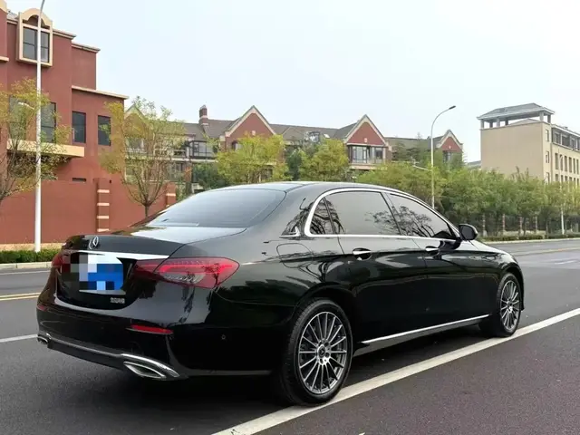 MERCEDES-BENZ E-CLASS 2023