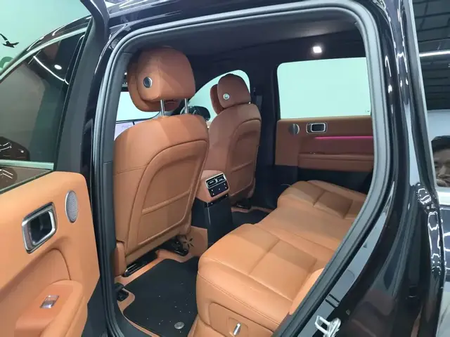 LI AUTO LI L6 2025