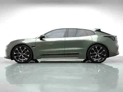 ZEEKR 001 ULTRA 2025