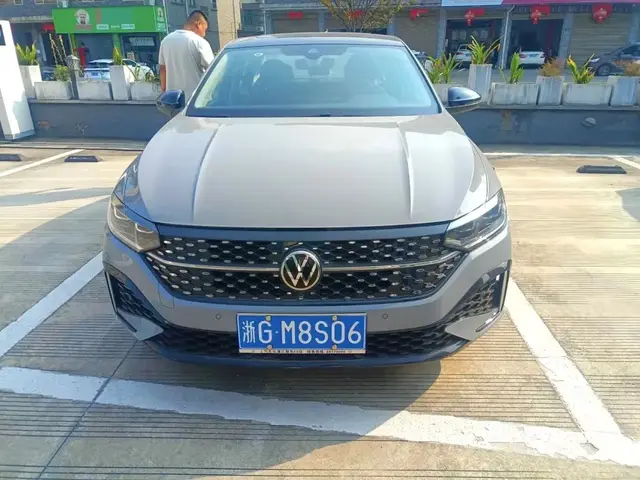 VOLKSWAGEN LAVIDA 2023 LAVIDA 1 2023