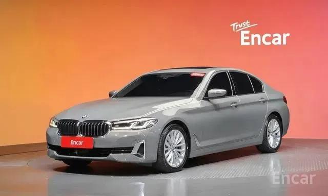 BMW 520I LUXURY 2021