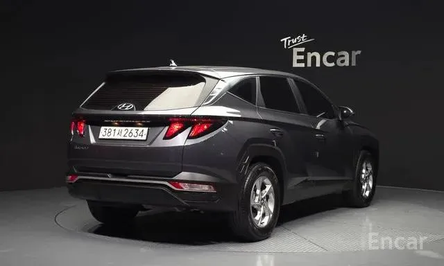 HYUNDAI TUCSON MODREN 2023