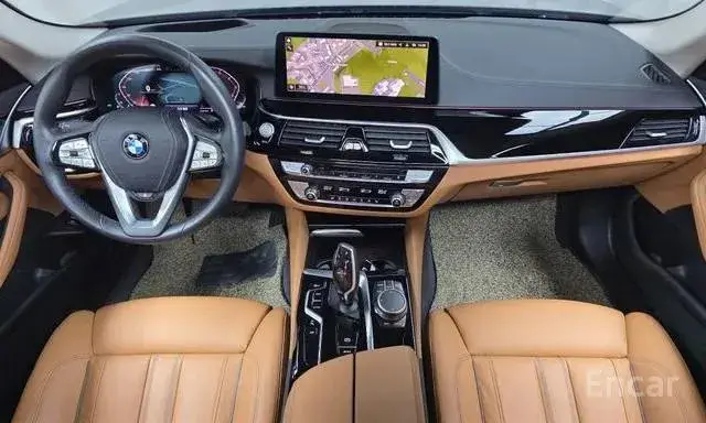 BMW 520I LUXURY 2021