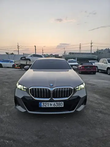 BMW 520I MSPORT 2025