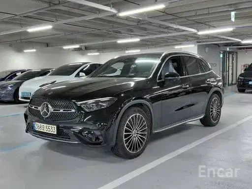 MERCEDES-BENZ GLC300 4MATIC AMG LINE 2023