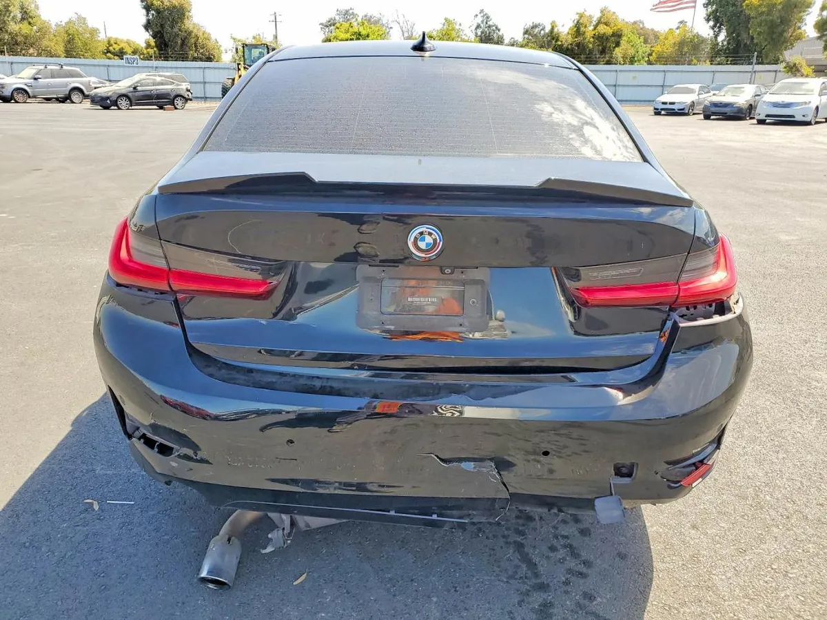 BMW 330I 2019