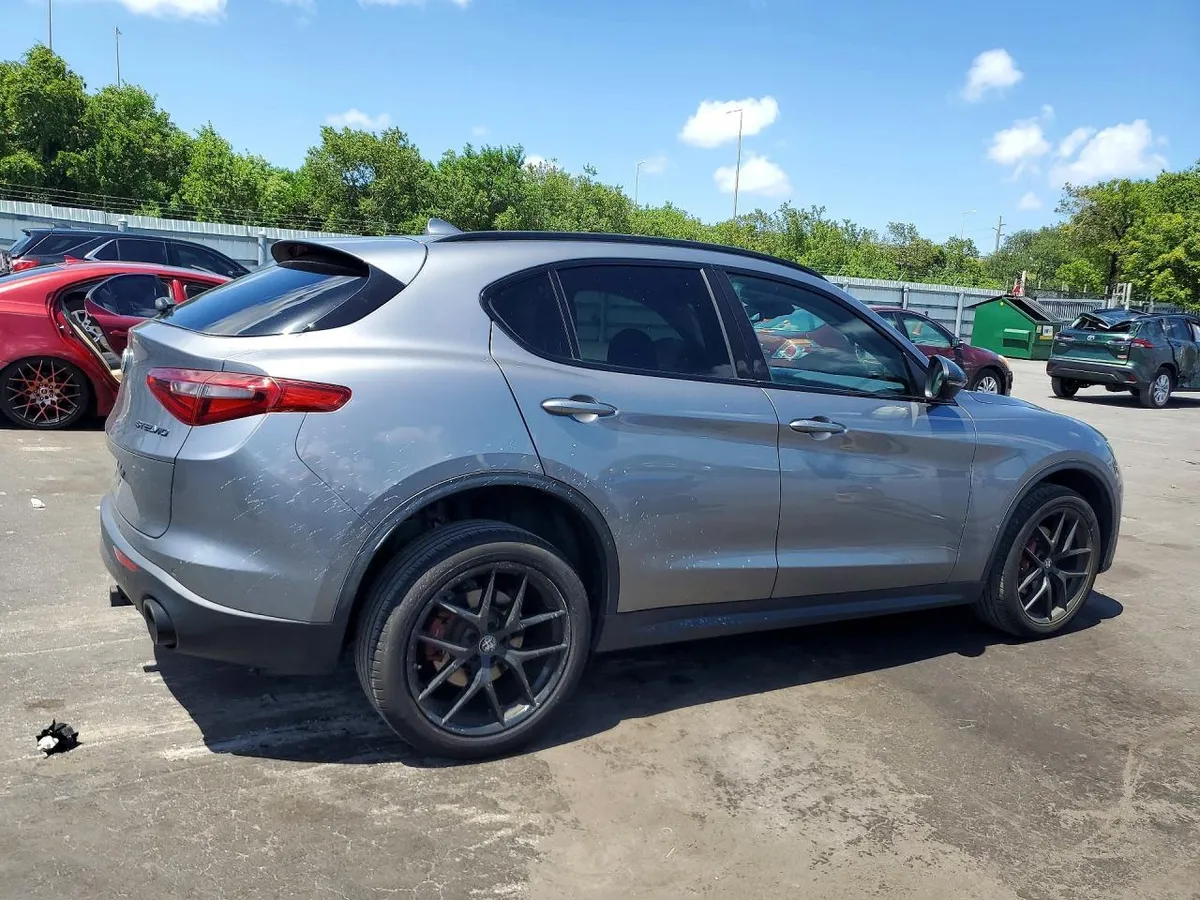 ALFA ROMEO STELVIO 2019