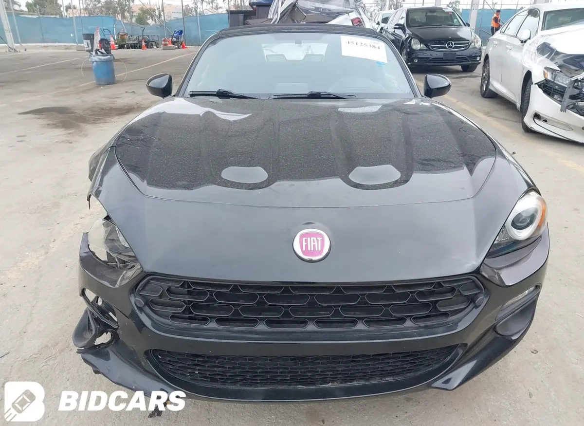 FIAT 124 SPIDER CLASSICA 2017