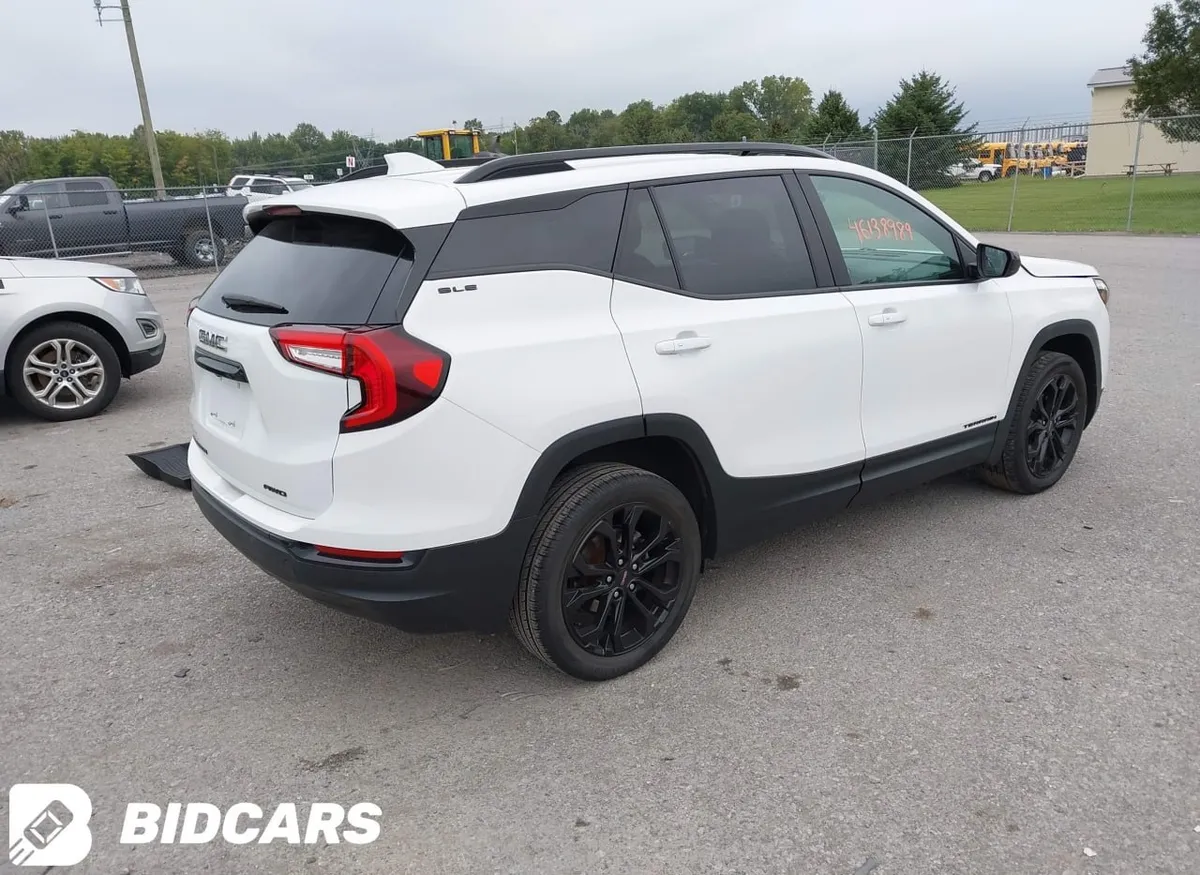 GMC TERRAIN AWD SLE 2022