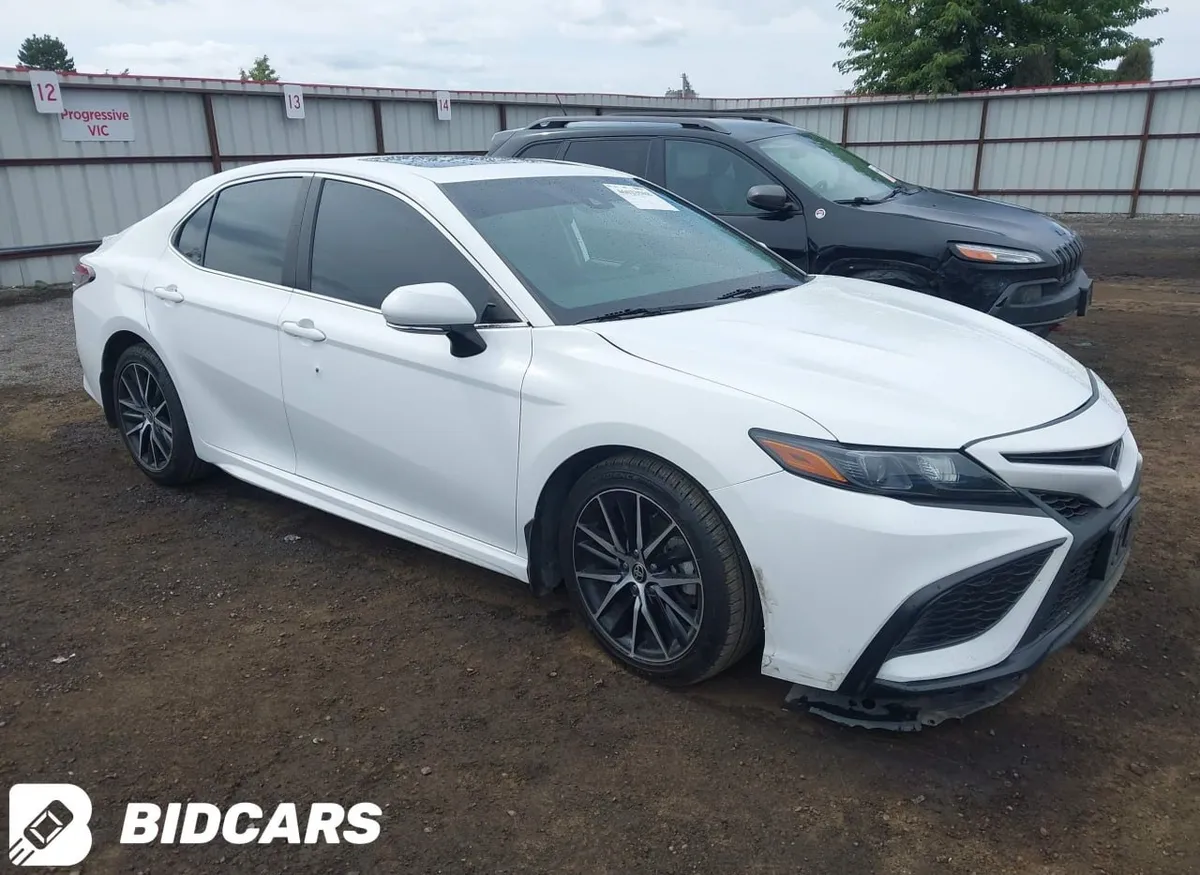 TOYOTA CAMRY SE AWD 2022