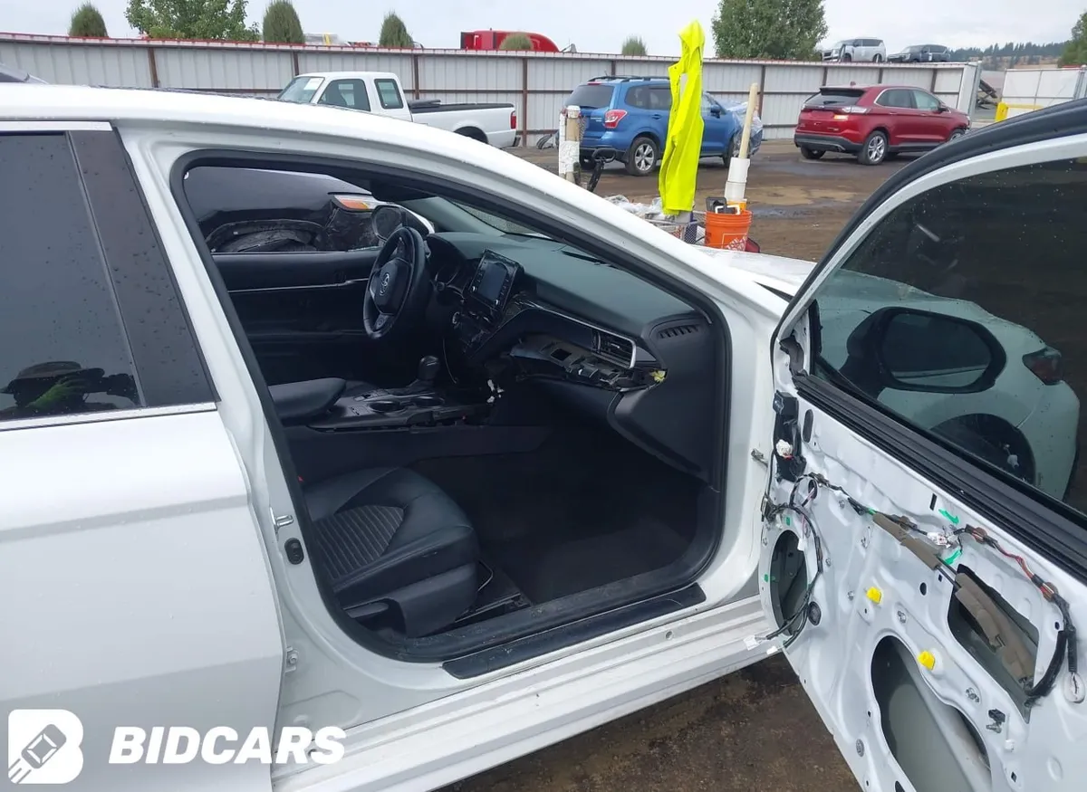 TOYOTA CAMRY SE AWD 2022
