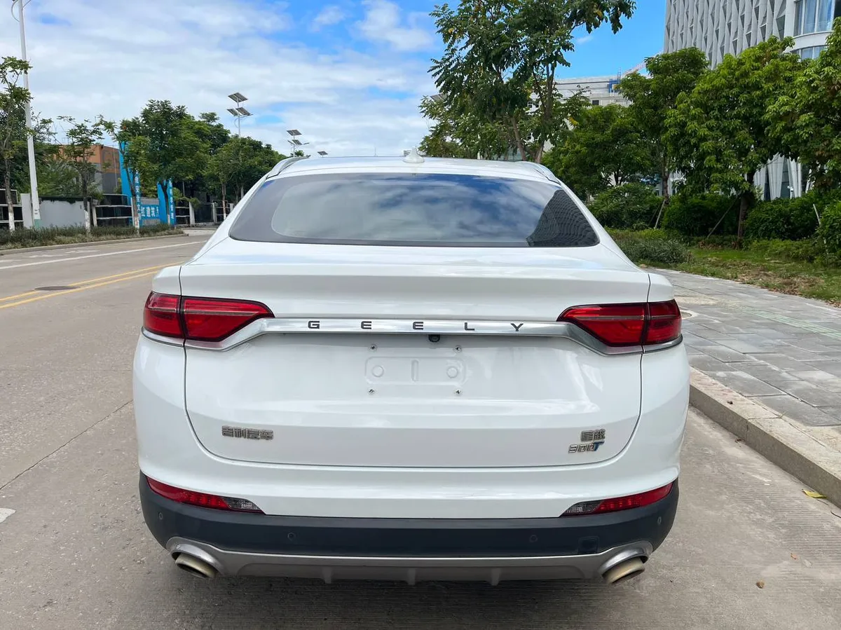 GEELY TUGELLA 2020