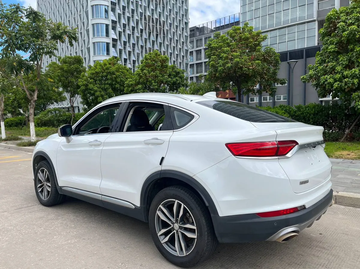 GEELY TUGELLA 2020