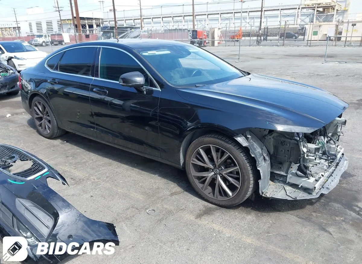 VOLVO S90 T5 MOMENTUM 2018