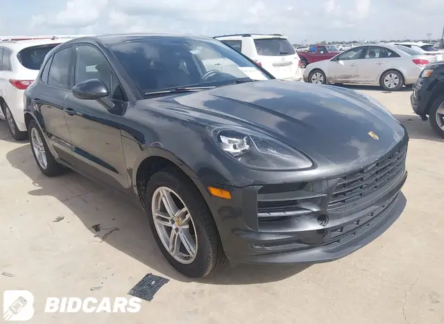 PORSCHE MACAN 2019