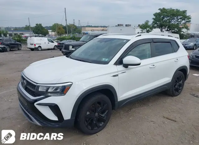 VOLKSWAGEN TAOS 1.5T SE 2022