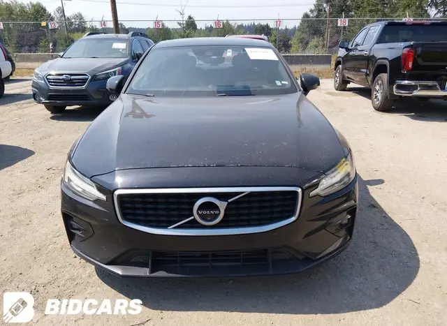 VOLVO S60 T6 R-DESIGN 2019