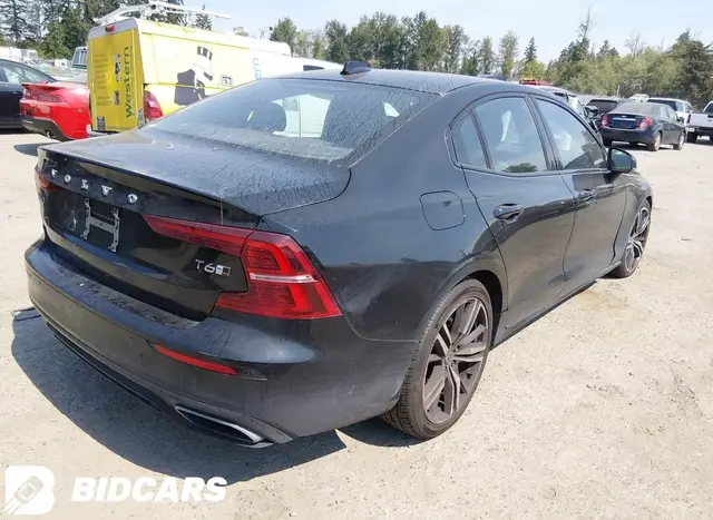 VOLVO S60 T6 R-DESIGN 2019